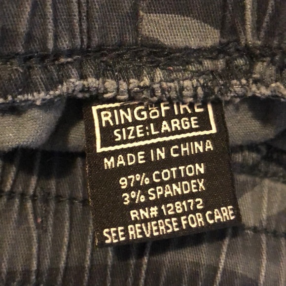 ‼️Dark blue camo joggers youth size L‼️ - Picture 3 of 5